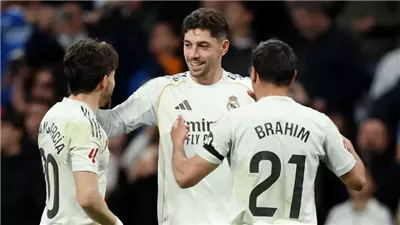 توتر في البيت الملكي.. تعادل ريال مدريد أمام ريال بيتيس يفتح باب الجدل