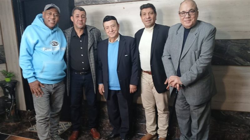 أركان فؤاد وفريق عمل أغنيته الجديدة