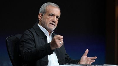 الرئيس الإيراني يحذر من تصعيد العدوان ويؤكد مواجهة المعتدين بحزم