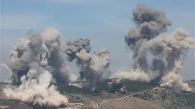 الجيش الإسرائيلي يعلن استهداف بنى تحتية لحزب الله في بيروت