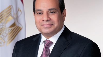 الرئيس السيسي يكرم حفظة القرآن الكريم خلال الاحتفال بليلة القدر 
