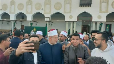 وكيل الأزهر يدعو أبناء الأمة بالاهتمام بتربية أولادهم على القرآن الكريم 