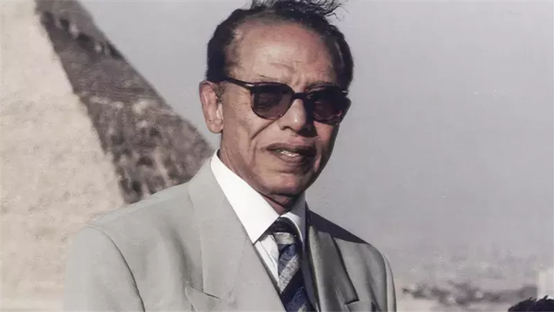 مصطفى محمود