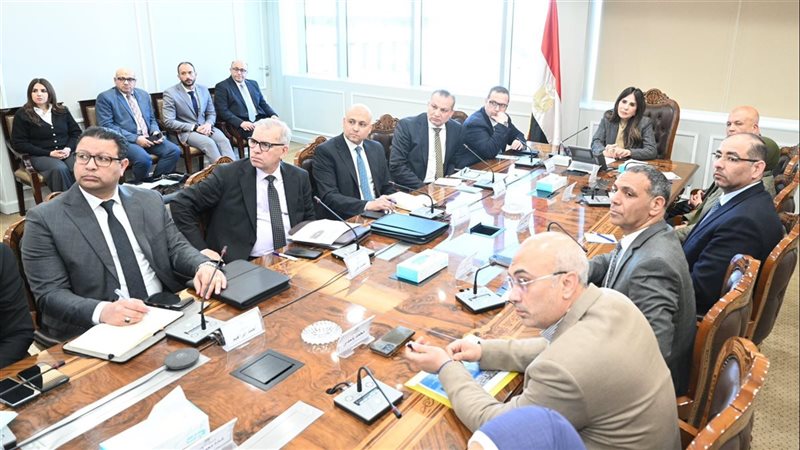  وزيرة الإسكان