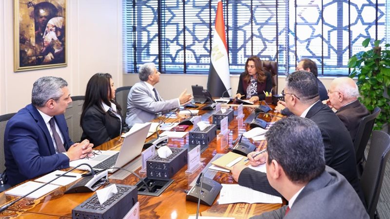 وزيرة التنمية المحلية 