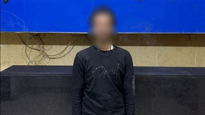  بسبب الأجرة.. سائق توكتوك يتعدى على سيدة بالقاهرة