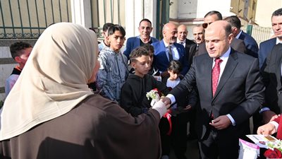 مفاجأة غير متوقعة من الرئيس السيسي تُشعل فرحة الأطفال في الغربية