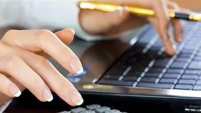 الضرائب العقارية تتعهد برد المبالغ المسددة بالزيادة عما هو مقرر قانوناً للمواطنين
