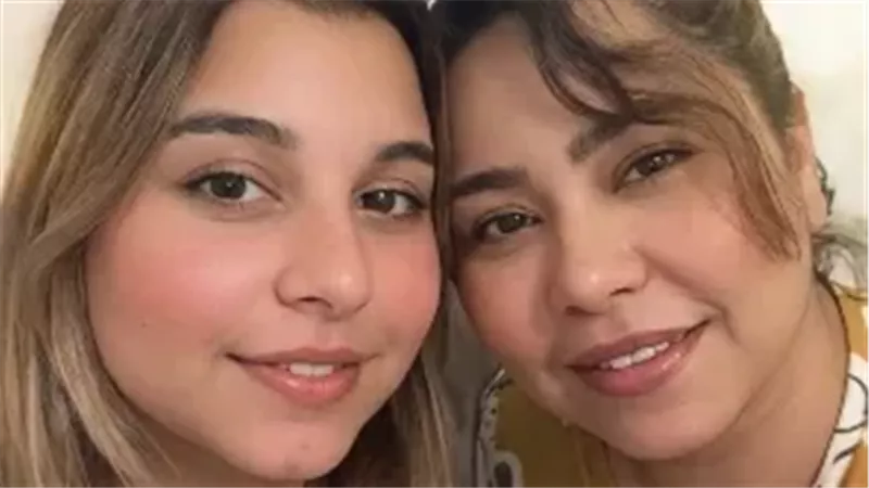 شيرين عبد الوهاب وابنتها مريم