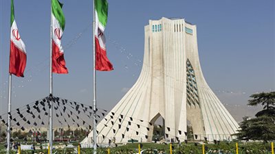 الخارجية الإيرانية: الملاحة في هرمز مستمرة وفق ضوابط مسؤولة