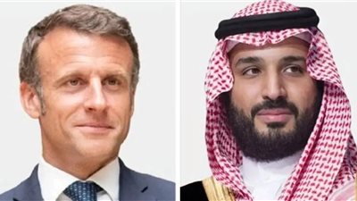 ولي العهد السعودي يبحث مع الرئيس الفرنسي تداعيات الأوضاع في المنطقة