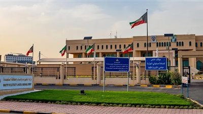 بعد سقوط شظايا.. الكويت تعلن خروج 7 خطوط لنقل الكهرباء عن الخدمة
