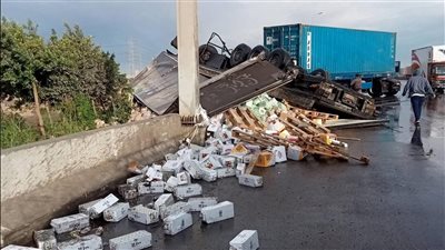 مأساة على طريق توشكى.. مصرع 6 وإصابة 9 في تصادم مروع بأسوان