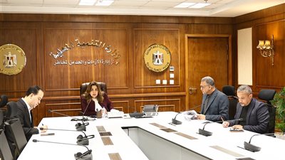 «غرفة الطوارئ تتحرك»..وزيرة التنمية المحلية تتابع مواجهة الأمطار في المحافظات