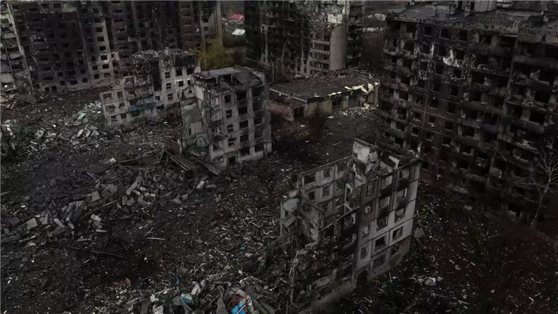بلدة مدمرة في إقليم دونيتسك بدونباس 
