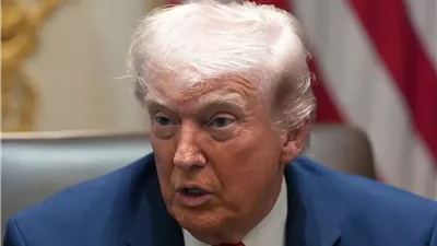 ترامب يتهرب من اوضاع الايرانيين ويغازل مذيعة «فوكس نيوز».. اصبحتِ اجمل