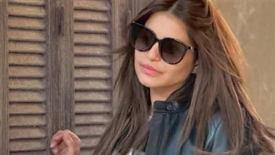 منة فضالي تتألق بالأسود وتوجه رسالة غامضة لجمهورها