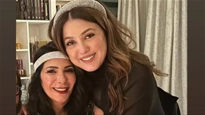 بكلمات مؤثرة.. منى زكي تهنئ كندة علوش بعيد ميلادها