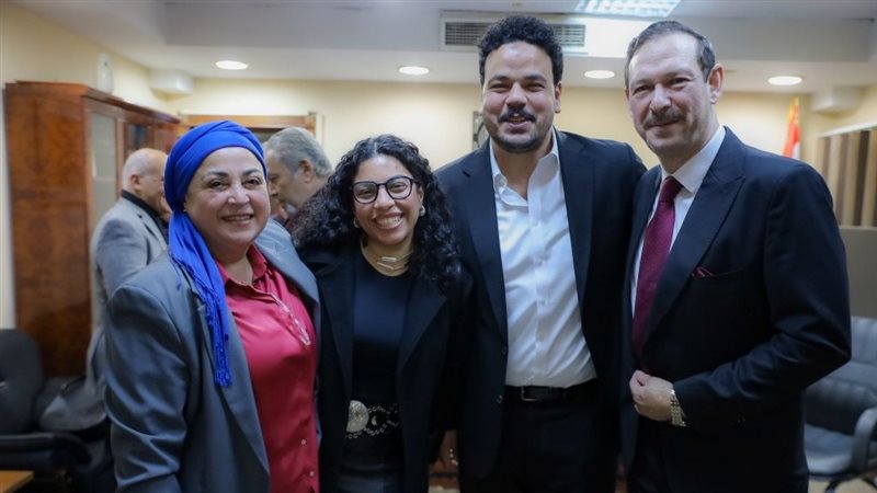 ايمن الشيوي