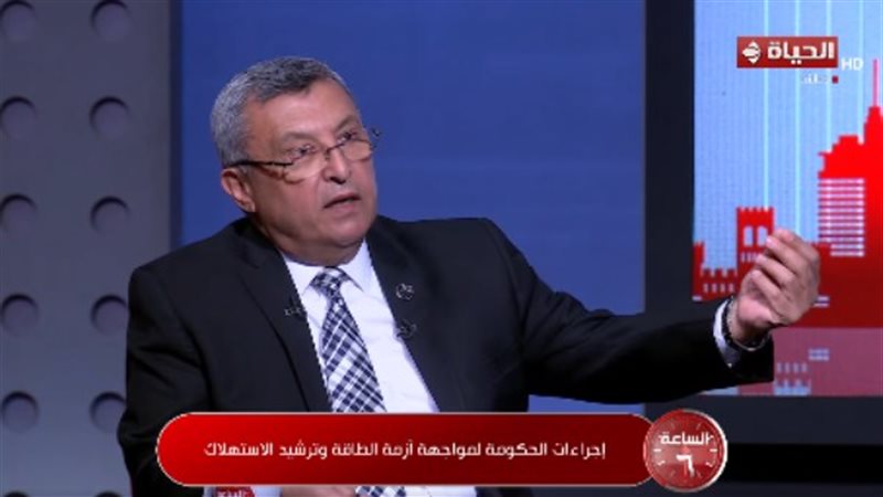 أسامة كمال 