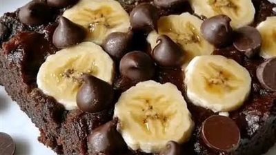 براونيز الموز.. حلوى منزلية تجمع بين الطعم الغني وسهولة التحضير