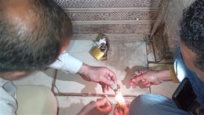 تحرير وتشميع 41 منشأة مخالفة لمواعيد الغلق خلال حملات موسعة بأسيوط 