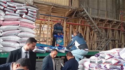 بتكليفات من «فاروق».. «الزراعة» تشن حملات مفاجئة على مخازن ومصانع الأعلاف
