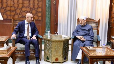 شيخ الأزهر ووزير التعليم يبحثان تعزيز التعاون لتطوير المنظومة وتكثيف الاستثمار في المعلمين