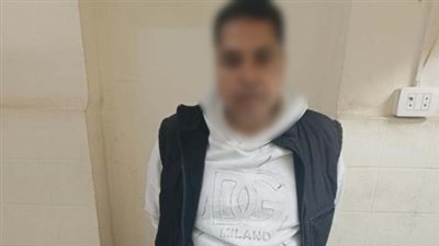 فني كهرباء بعين شمس يتلاعب في العدادات والأمن يضبطه