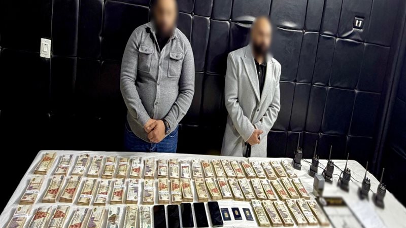 المتهمين 