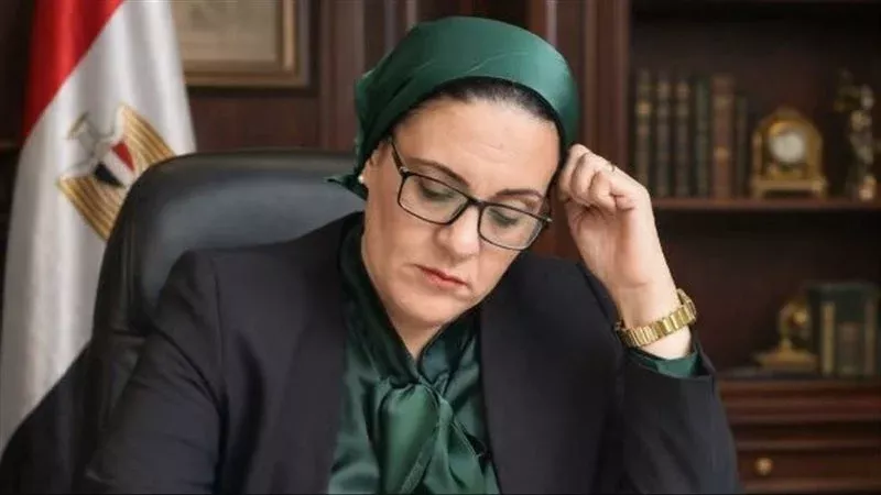  داليا الأتربي