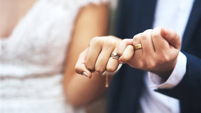 كيف تؤثر الحالة الاجتماعية على جودة الحياة في الشيخوخة؟