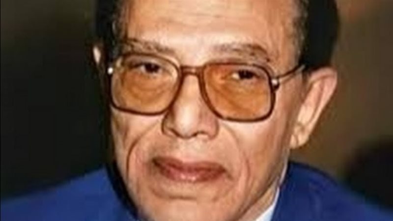 مصطفى محمود