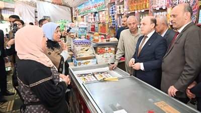 محافظ الغربية يطلق أسواق اليوم الواحد لتوفير السلع بتخفيضات تصل 35%