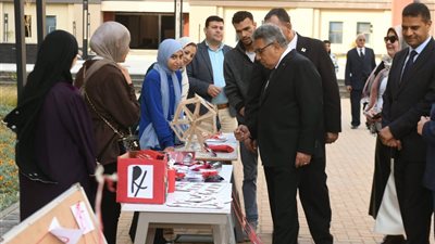 محافظ الدقهلية: الرئيس السيسي يولي منصة 