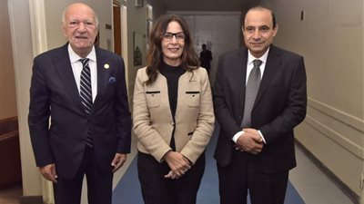 وزيرة الثقافة تتفقد الأوبرا.. وتلتقى الموسيقار عمر خيرت قبيل حفله على المسرح الكبير