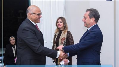 احتفاء فرنسي بمحافظ الإسكندرية الجديد.. تأكيد على شراكة إستراتيجية بين القاهرة وباريس