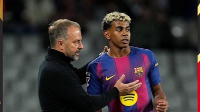 هانز فليك يشيد بموهبة لامين يامال: سأحميه وقد يصبح الأفضل في المستقبل