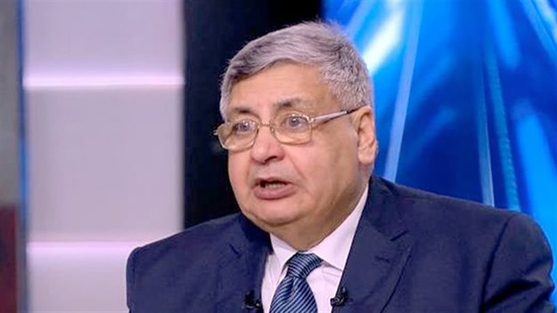  الدكتور محمد عوض تاج الدين