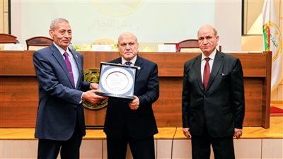 رئيس النيابة الإدارية يشهد احتفالية 