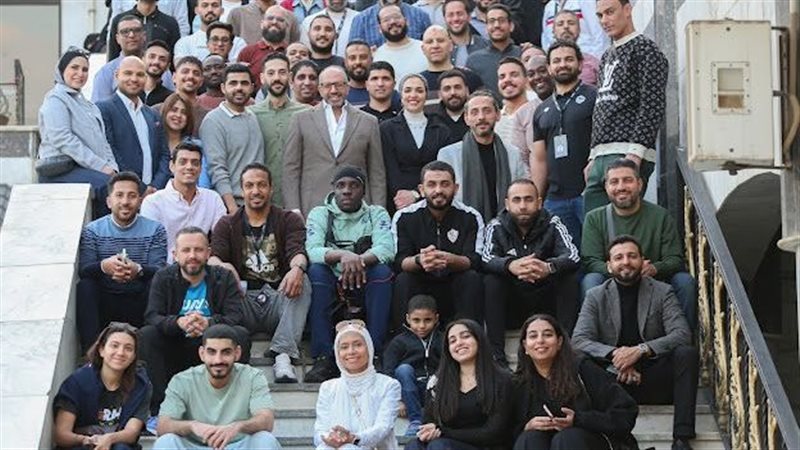 وفد فيفا داخل نادي الزمالك