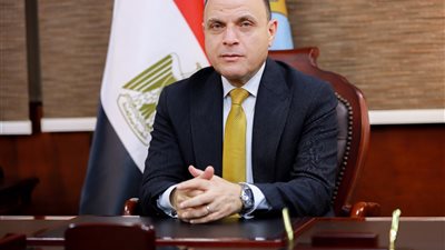 محافظ الغربية يتابع حملة نظافة بقطور ويرفع 520 طن مخلفات خلال ثلاثة أيام