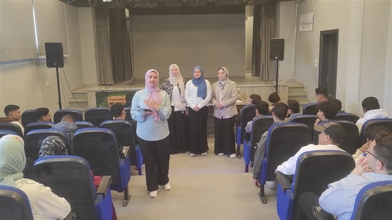 جانب من الزيارة 