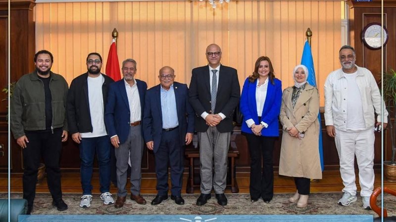 محافظ الإسكندرية