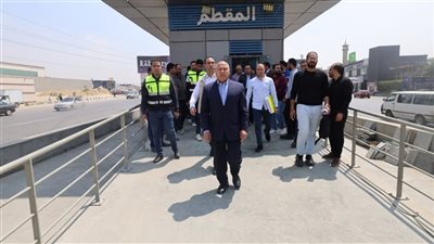وزير النقل يتفقد المرحلة الثانية من مشروع الأتوبيس الترددي BRT حول القاهرة