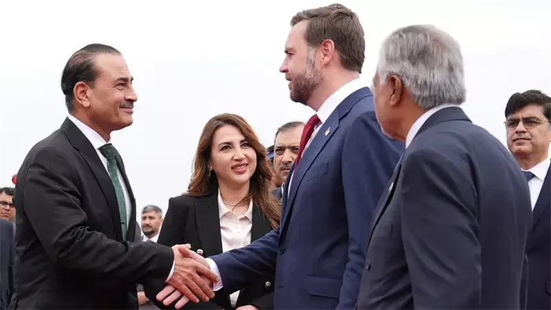 مهندس السياسة الخارجية لباكستان