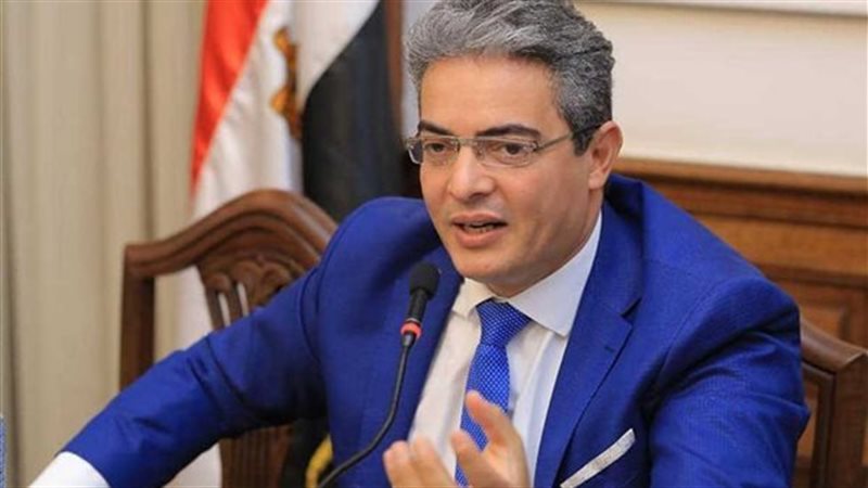 الدكتور طارق سعده