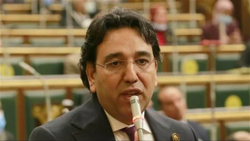 أيمن محسب