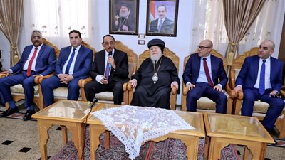 محافظ سوهاج ومدير الأمن يهنئان الاقباط بالمطرانيات بعيد القيامة