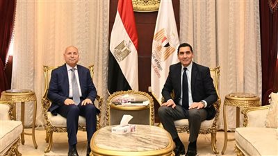 وزير الرياضة ومحافظ القاهرة يبحثان تعزيز التعاون المشترك وإطلاق فعاليات رياضية بالعاصمة